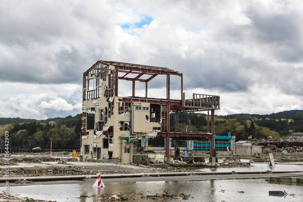 Obraz premium 震災の傷跡-宮城 気仙沼-