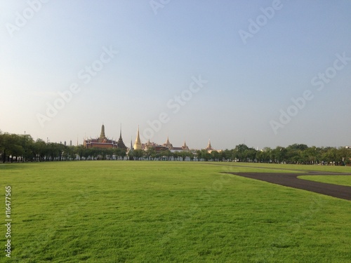 Grand Palace view from Sanam Luang © TravelTelly