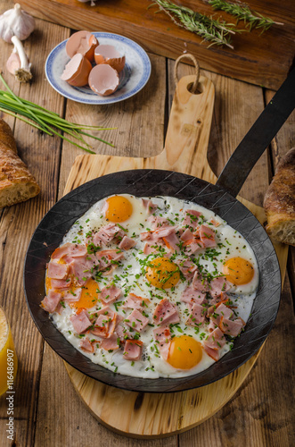 Ham and egg omelet