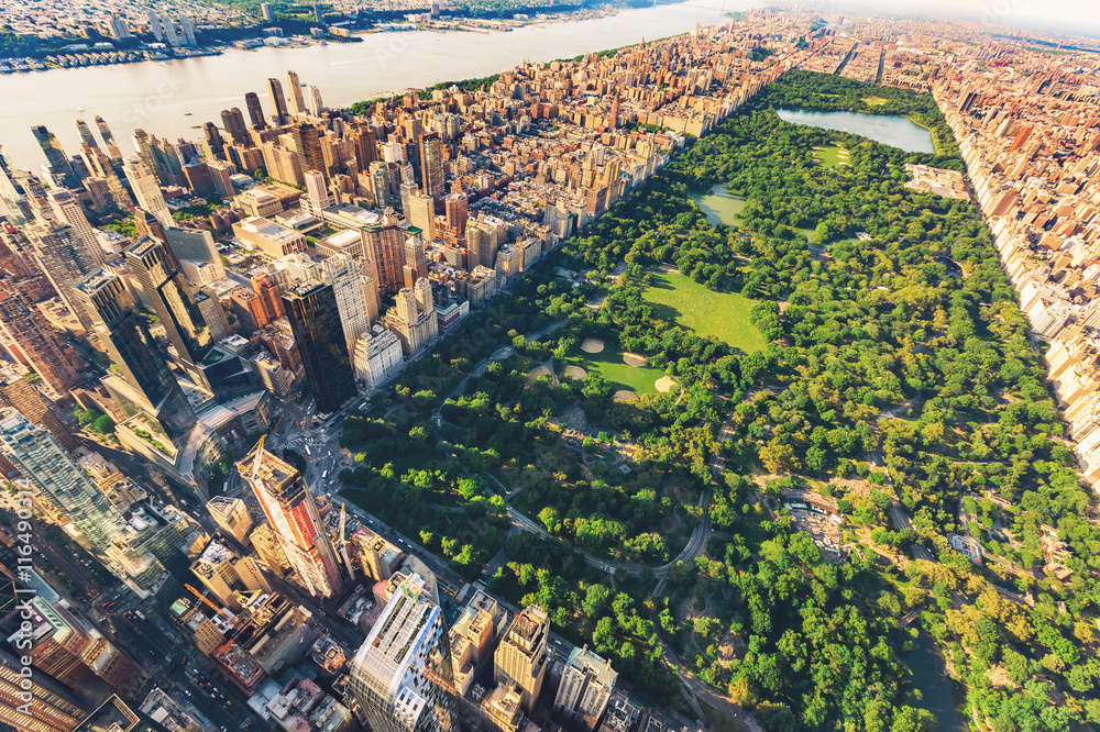 Aerial view of Manhattan looking north up Central Park