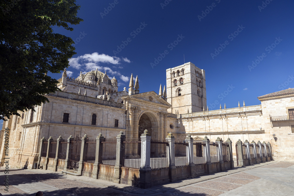 Fototapeta premium Zamora cathedral