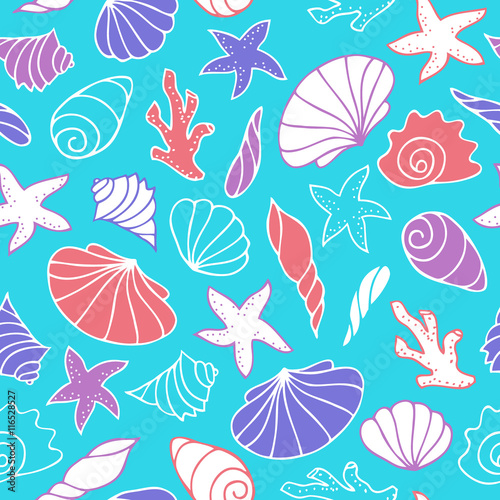 Seamless pattern of seashells.