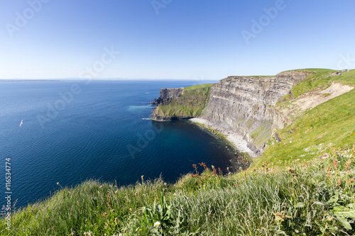Cliff of Moher © vinci81
