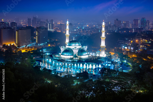 Masjid Wilayah Persekutuan with kuala lumpur city in background
