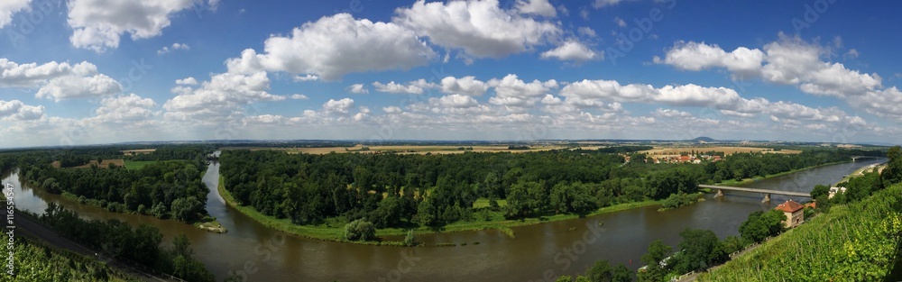 Mündung der Moldau in die Elbe bei Melnik