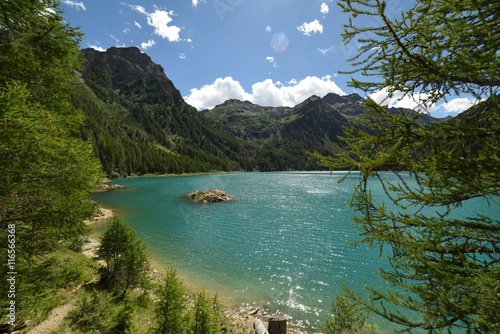 lago di montagna diga Trentino Alpi paesaggio monti montagne  photo