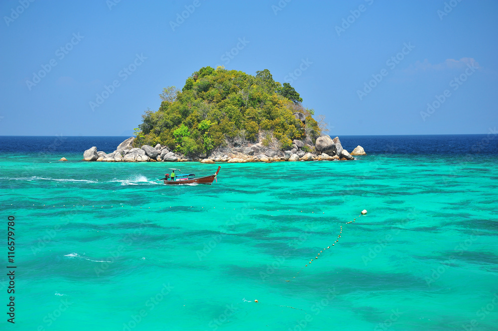 Obraz premium Beautiful Sea on Tropical Islands