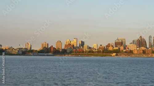ferry ride famous new york brooklyn heights panorama 4k usa
