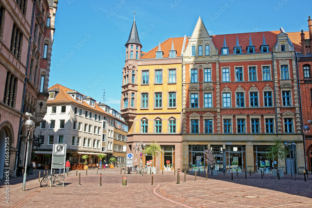 Obraz premium Book shop on the Market Square in Hanover in Germany