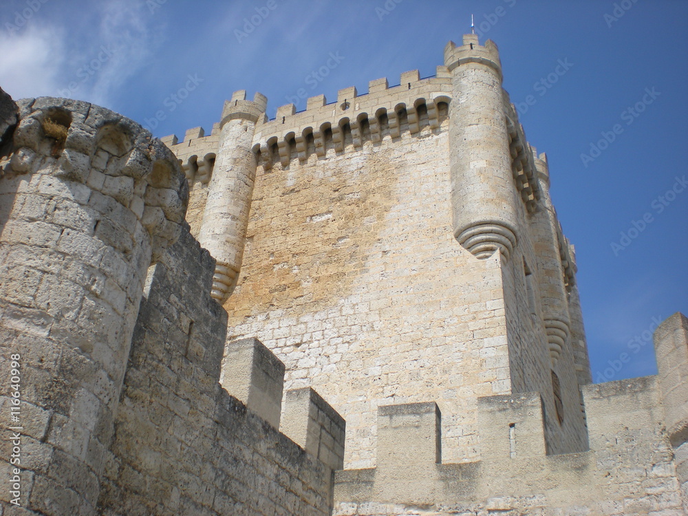 Almenas del Castillo de Peñafiel, Valladolid (España)