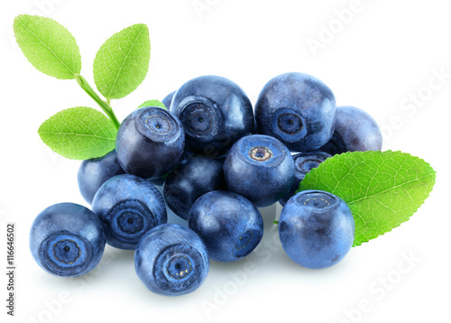 Pile of blueberries isolated on white background Fototapete