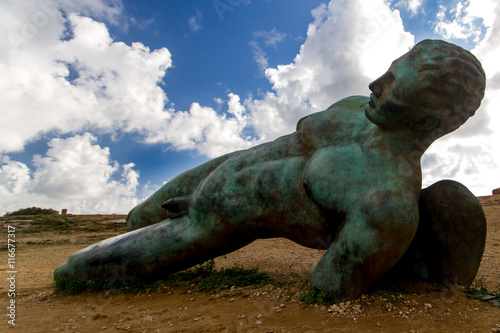 Canvas Print Ancient statue in historical park in Agrigento Sicily, Italy.