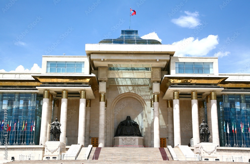 Obraz premium Sukhbaatar square is the central square of Mongolia's capital Ulaanbaatar