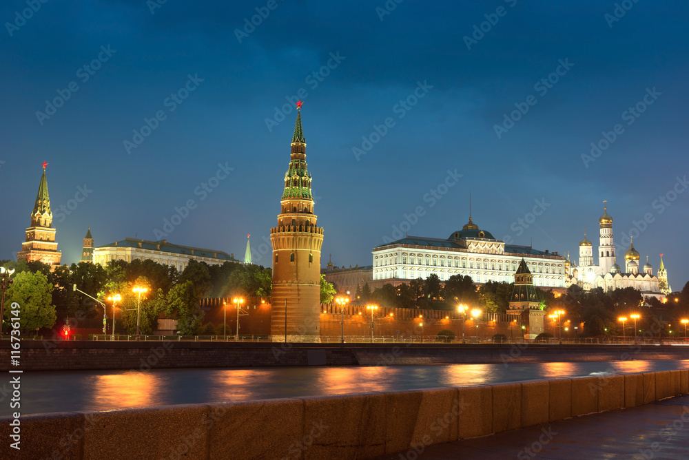 Obraz premium Moscow Kremlin at night