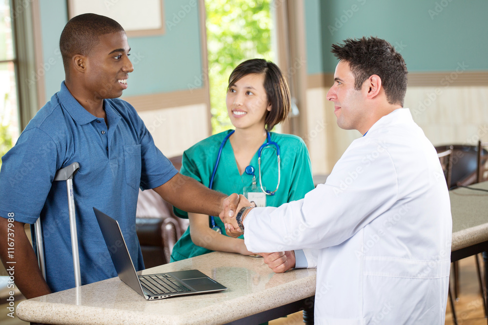 Fototapeta premium Doctor shaking hands with a patient.
