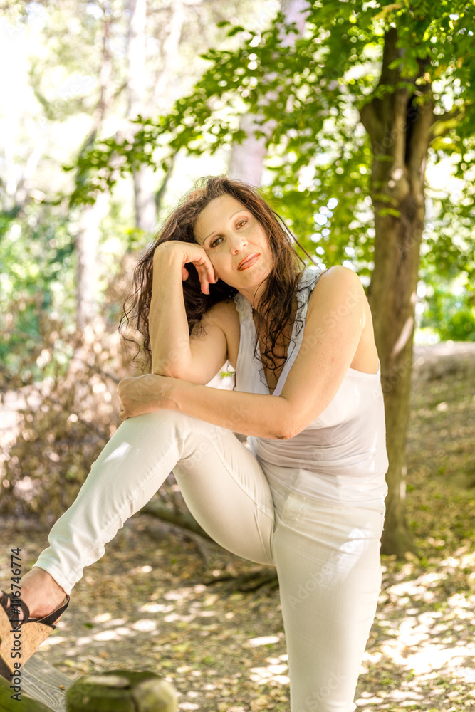 Obraz premium woman in a beauty style pose