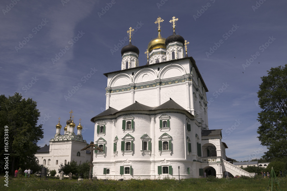 Успенский собор  Иосифо-Волоцкого монастыря.