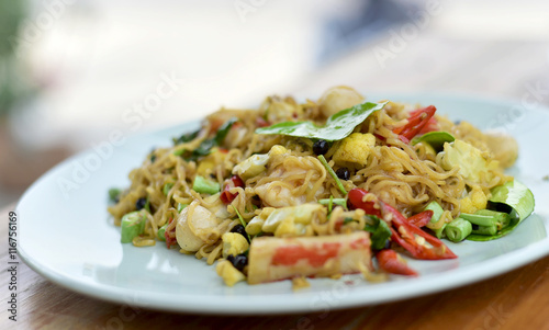 Fried Thai Mama Instant Noodles