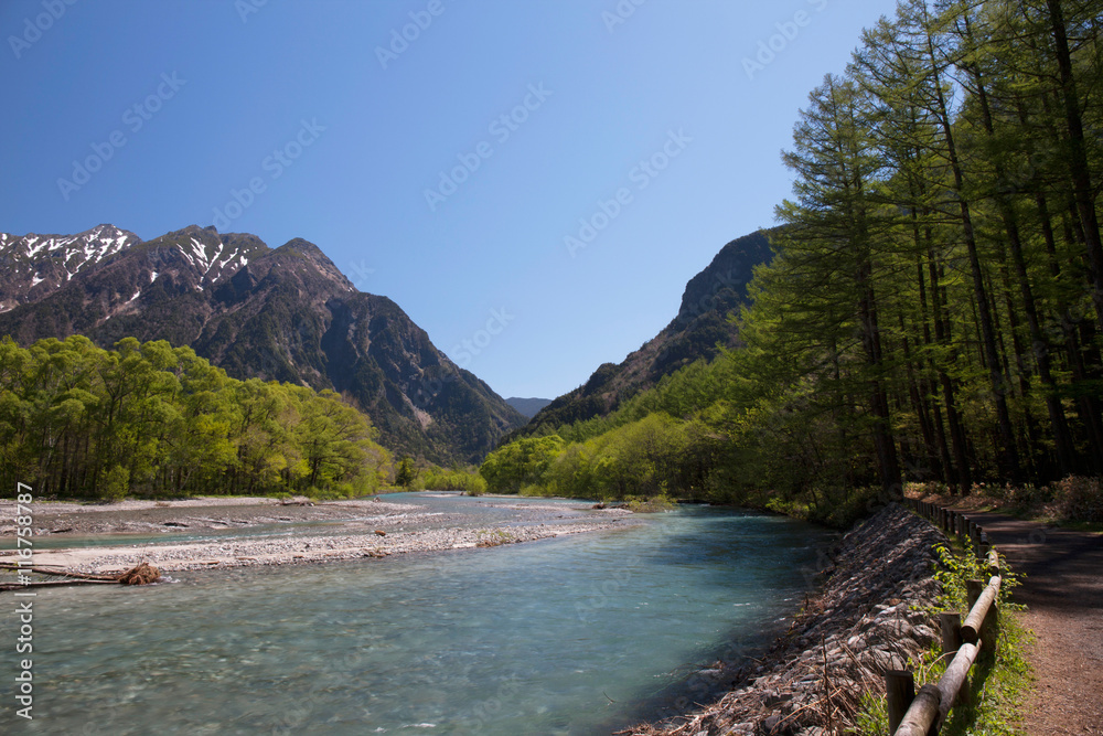 Obraz premium 上高地、梓川