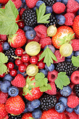 Beeren frische Früchte Erdbeeren Himbeeren Blaubeeren Hintergru