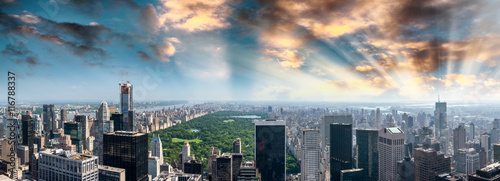 Panoramic aerial view of Central Park and surrounding buildings