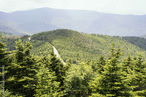 фотографія Long road crosses peak at Mt. Mitchell.