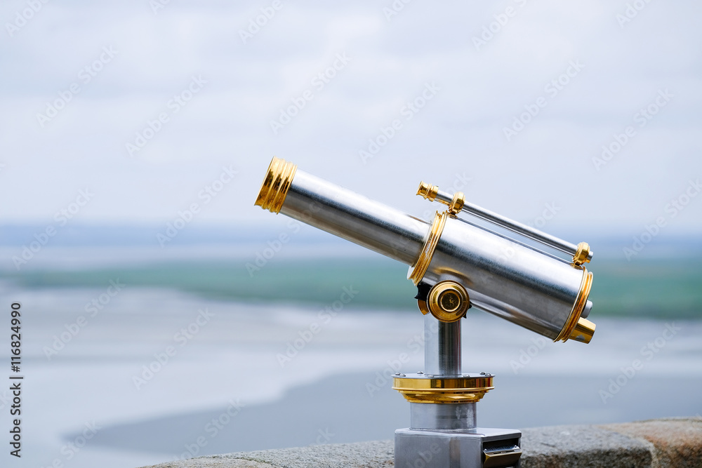 longue vue jumelle observation mer lunette océan paysage zoomer Stock Photo  | Adobe Stock