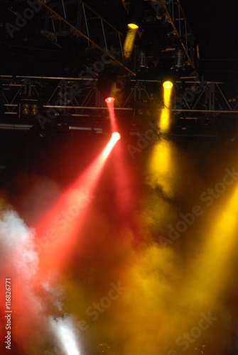 Fényképezés Red, Yellow, and White Concert Strobe Lights