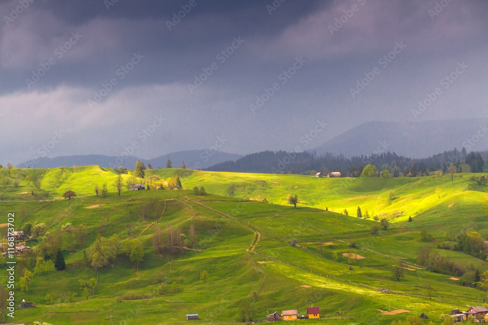 Obraz premium Mountain hills after the rain