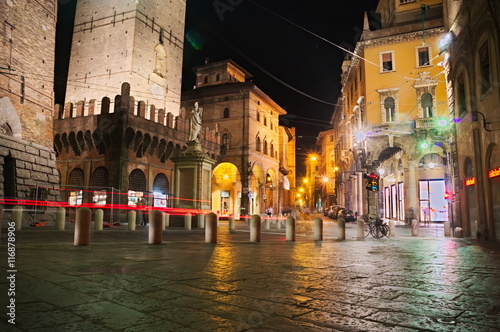 bologna di notte sotto le due torri (piazza di porta ravegnana) photo
