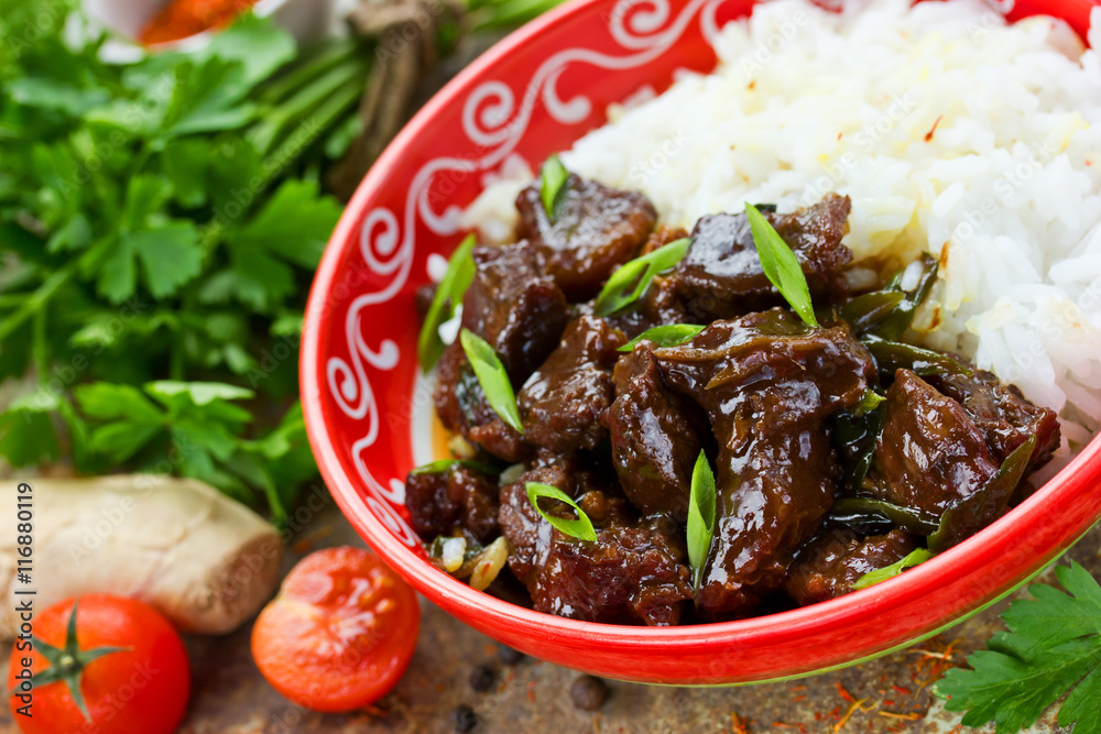 Ταπετσαρία Chinese mongolian beef stir fry