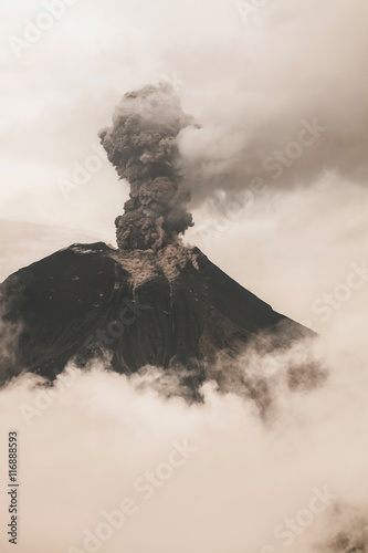 Tungurahua Volcano, Strong Vulcanian Explosion