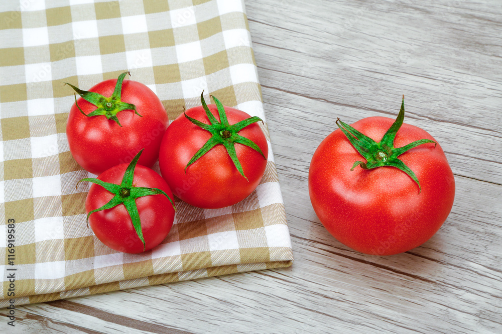 tomatoes wood tomatoes wood