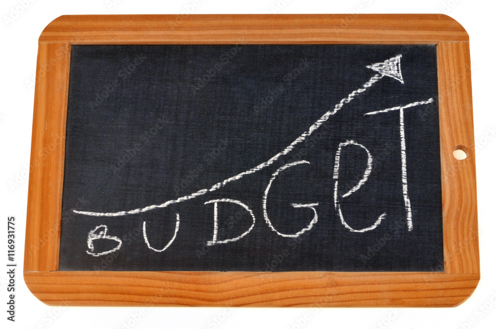 Ardoise avec écrit budget dessus