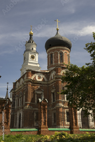 Волоколамский кремль. Никольский собор с колокольней Воскресенского собора.