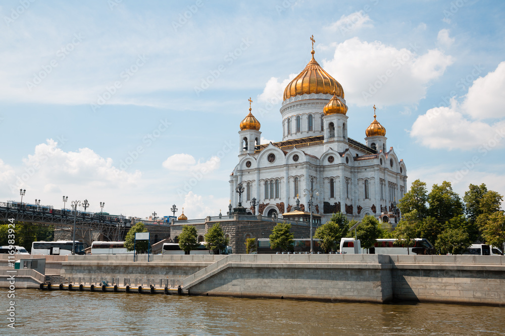 Majestic Christ the Savior Cathedral  in Moscow