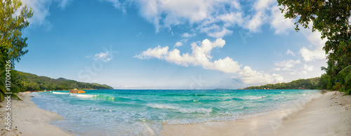 panoramiczny widok Anse Lazio plaża praslin wyspa Seszele