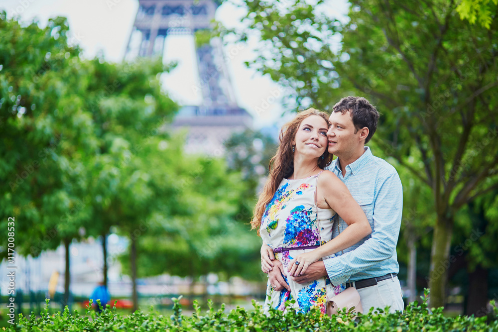 Naklejka premium Tourists enjoying their vacation to France