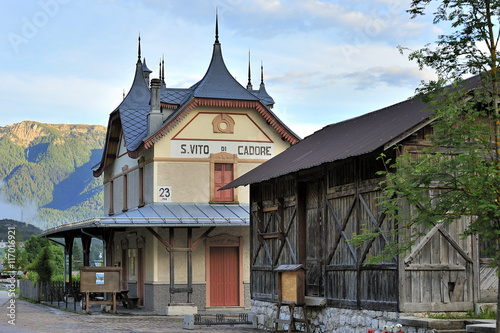 San Vito di Cadore, Dolomiti, Italia, la vecchia stazione photo