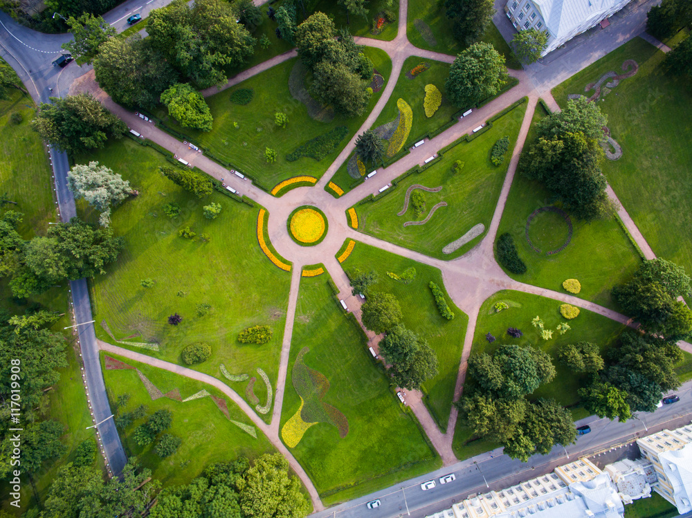 Φωτογραφία Aerial view of Petergof with Marli palace, in Saint-Petersburg Russia, at summer