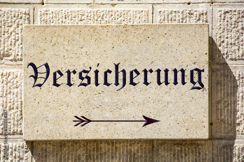 Schild 87b - Versicherung photo