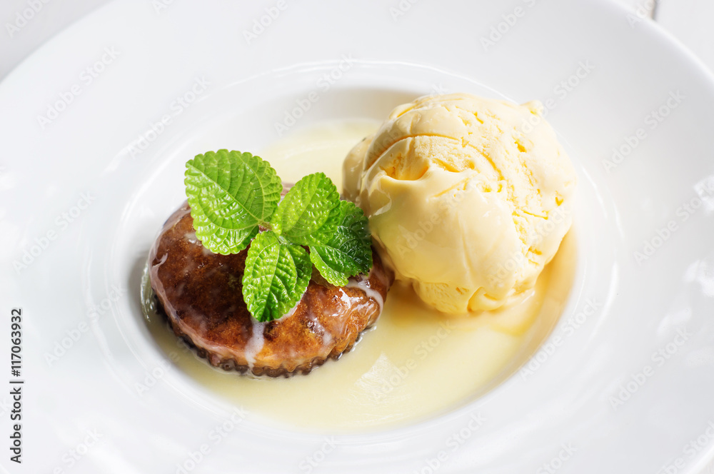 vanilla ice cream and date cake. vanilla ice cream and date cake.