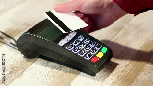 Contactless payment with NFC chip module