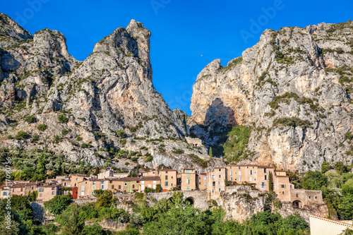 Vászonkép Moustiers Sainte Marie village with rocks in Provence, France