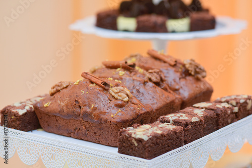Cacao sponge cake with nuts and cinnamon