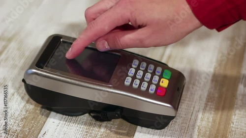 Using touchscreen of pos terminal