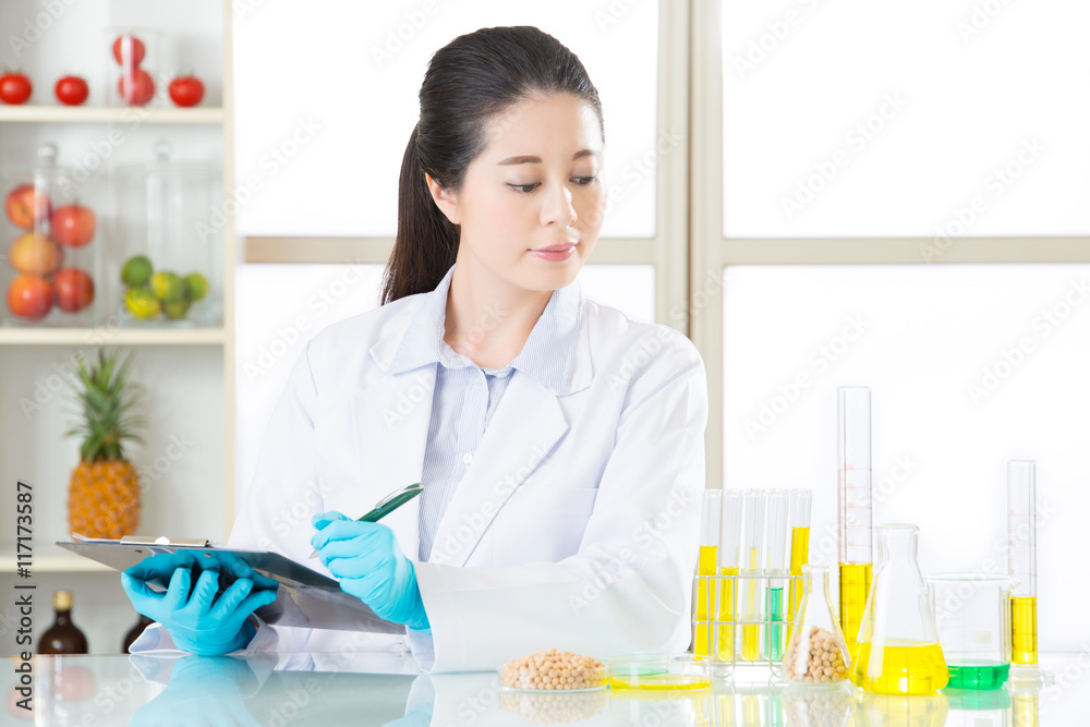 Recording genetic modification data on blank clipboard Recording genetic modification data on blank clipboard