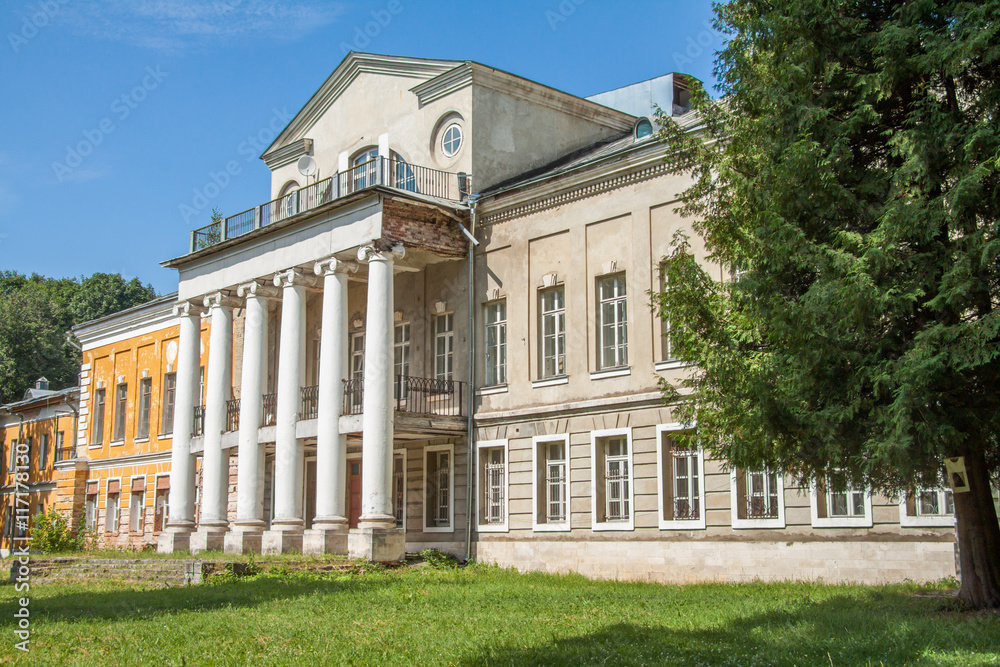 The front facade of the Palace in the manor Sukhanovo