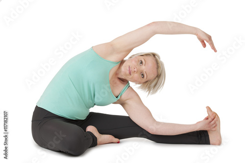 Yoga woman green position_118