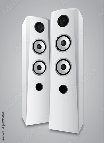 enceintes colonnes blanches
